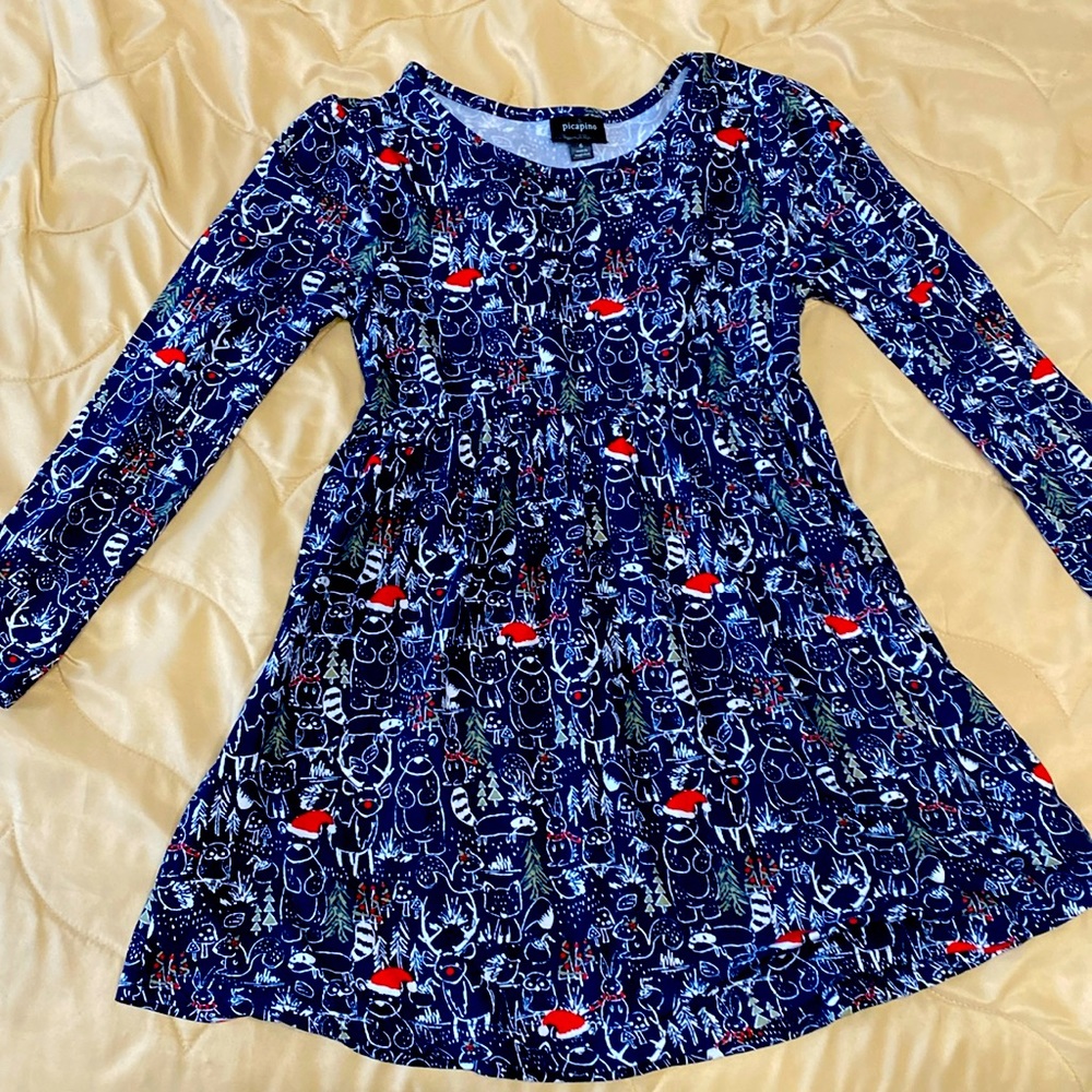 Casual adorable print Christmas dress size 6